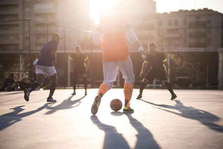 Futsalball Barrio 500 Größe 4 410 - 430g für Asphalt