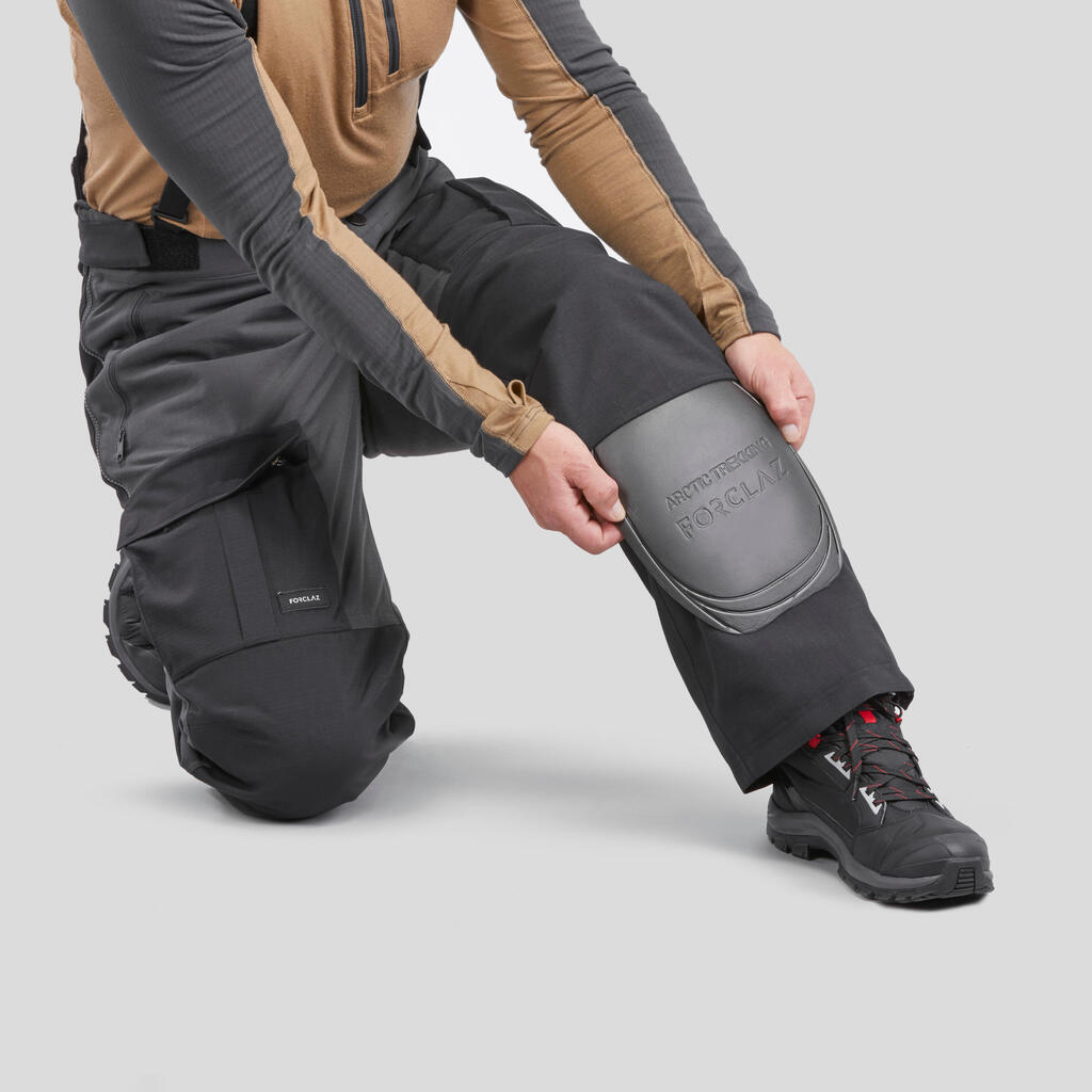 Nepremokavé hrejivé nohavice na treking Artic 900 unisex