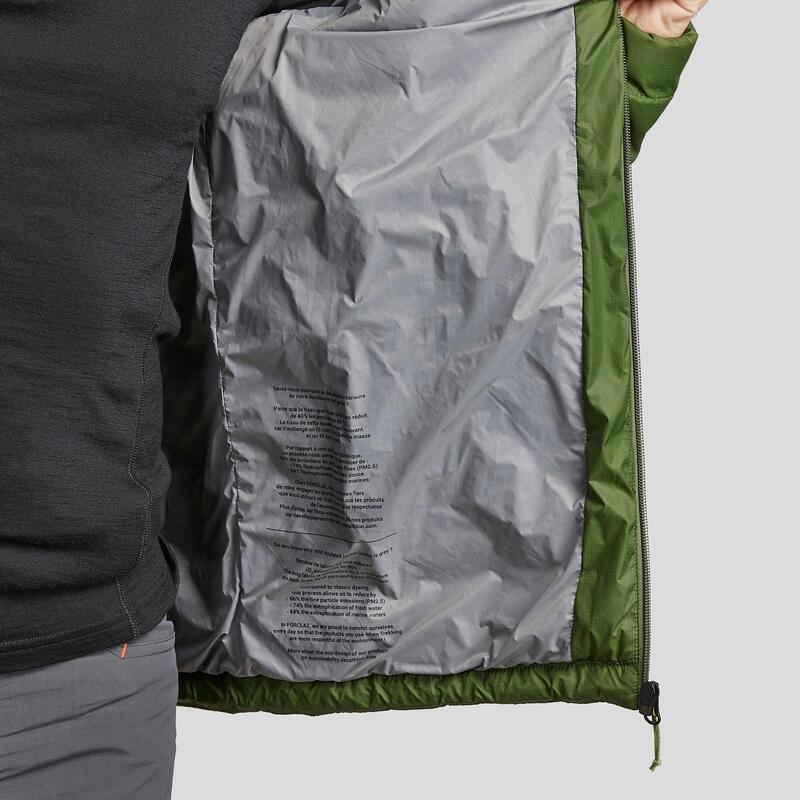 Pánská turistická syntetická bunda s kapucí TREK 100 zelená