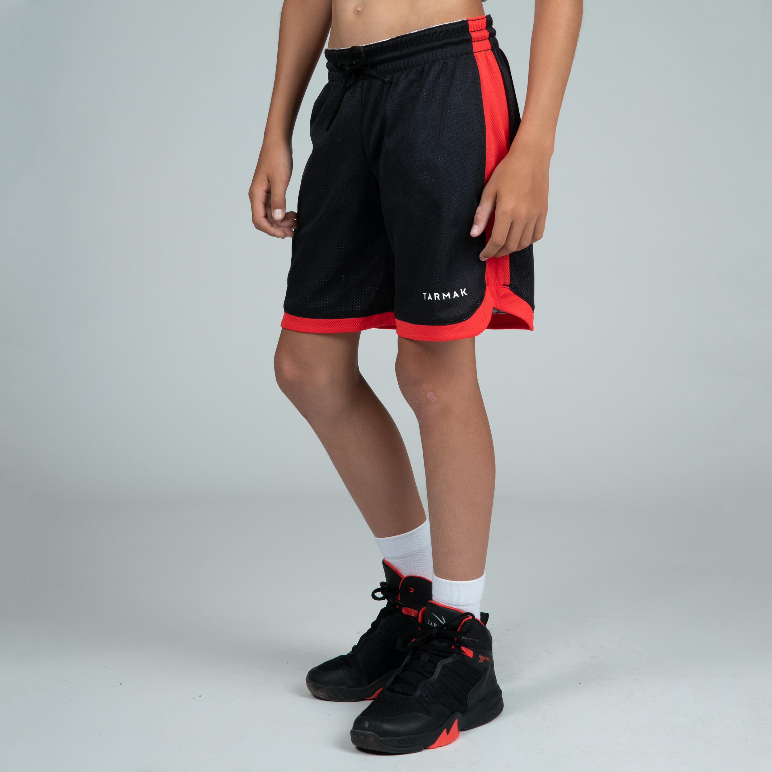 SH500R Boys'/Girls' Intermediate Basketball Reversible Shorts -Black/White Print 6/12