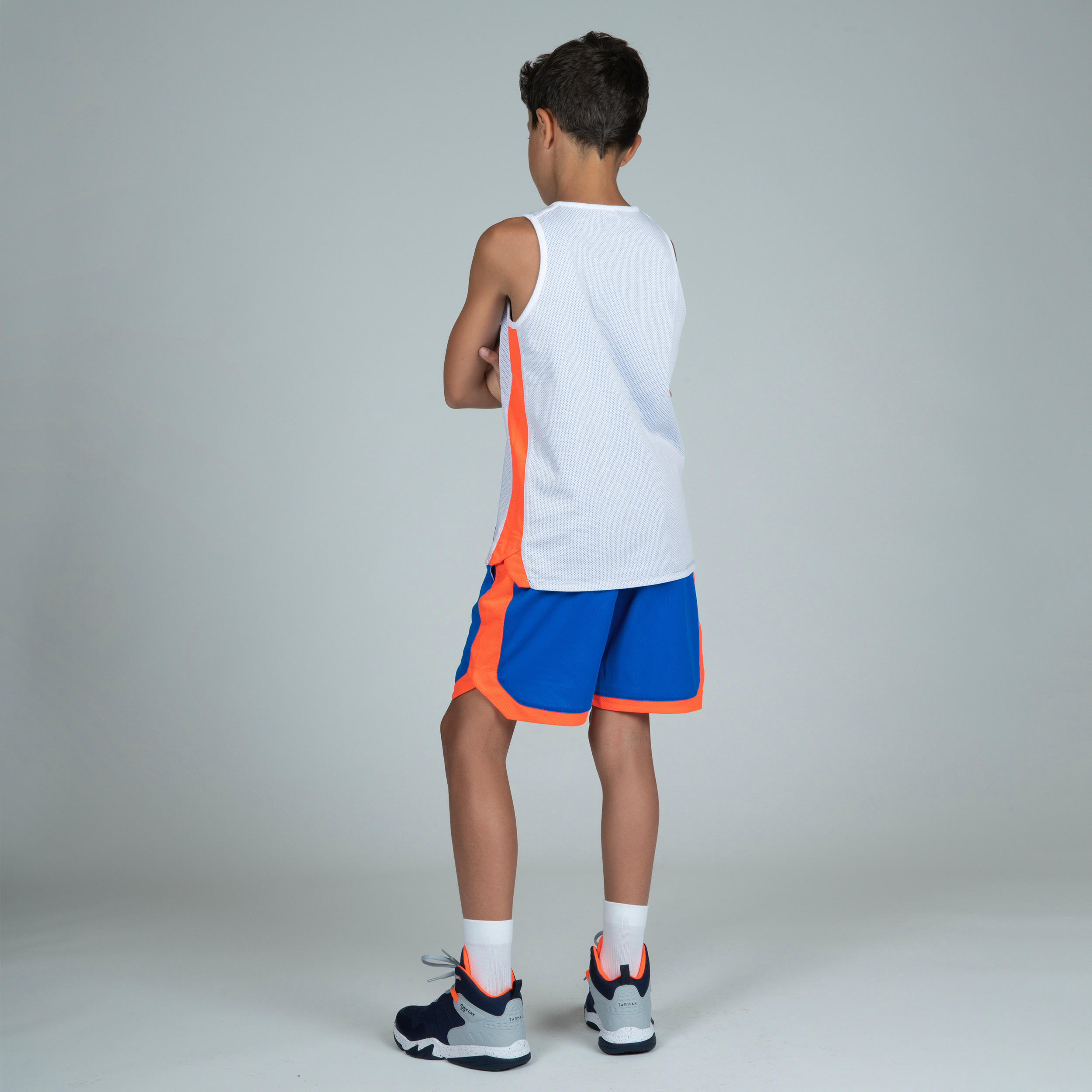 T500R Boys'/Girls' Intermediate Basketball Reversible Jersey - Blue/White 5/15