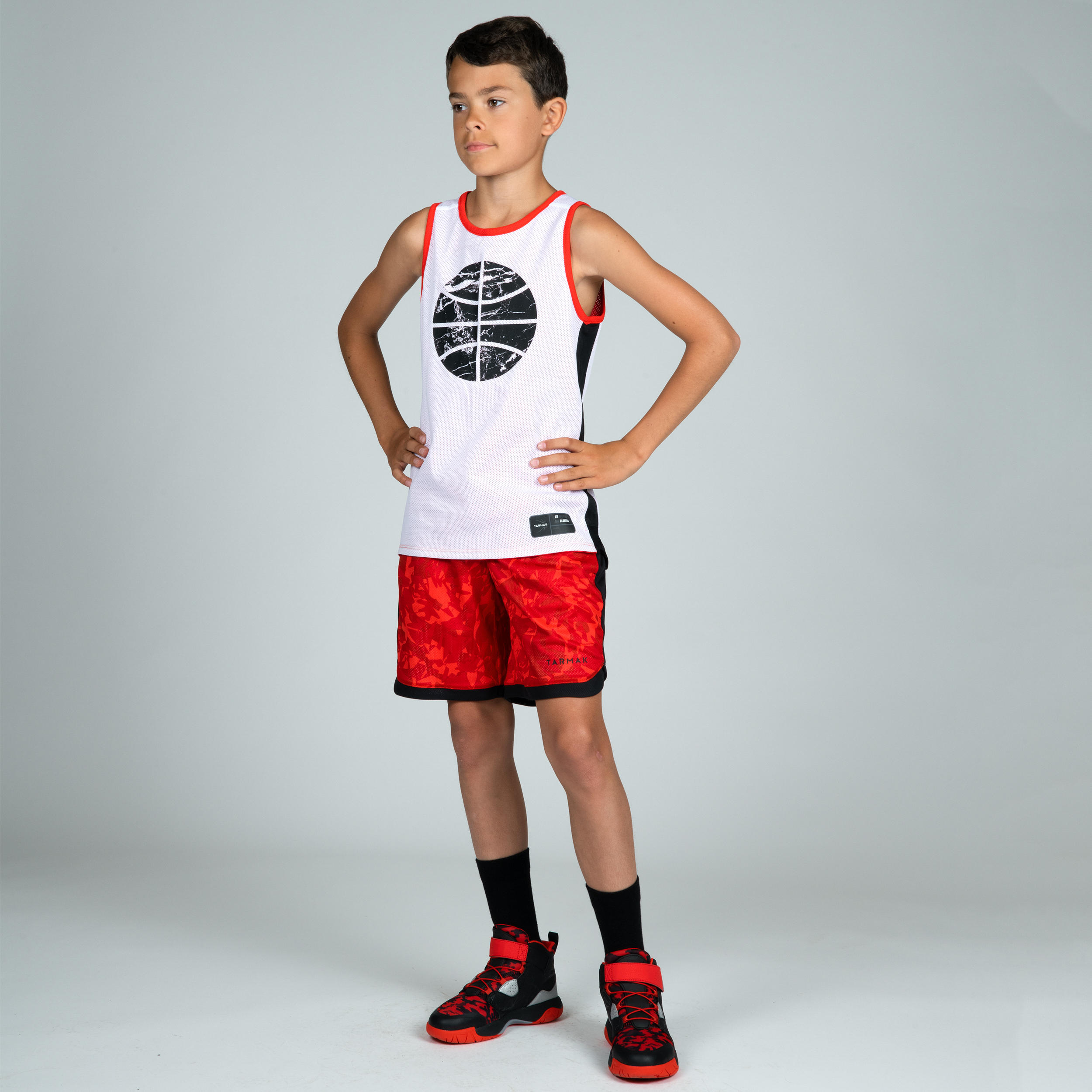 Kids' Reversible Sleeveless Basketball Jersey T500R - Red/White Ball 7/8
