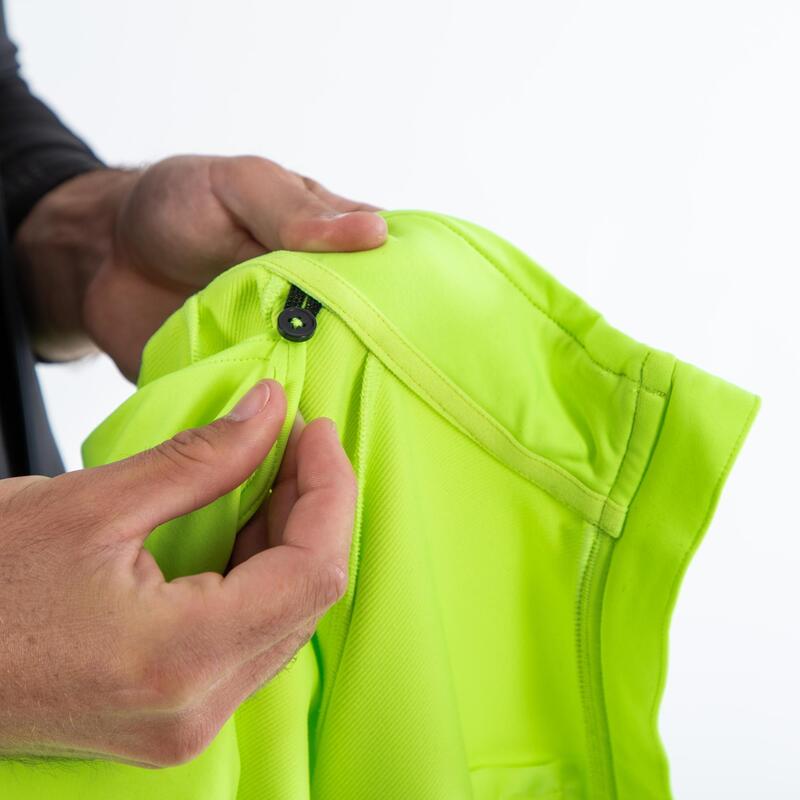 CHAQUETA IMPERMEABLE TRIBAN RC500: UNA PRENDA ADICIONAL PARA TUS SALIDAS DE  BIKEPACKING - todoGravel