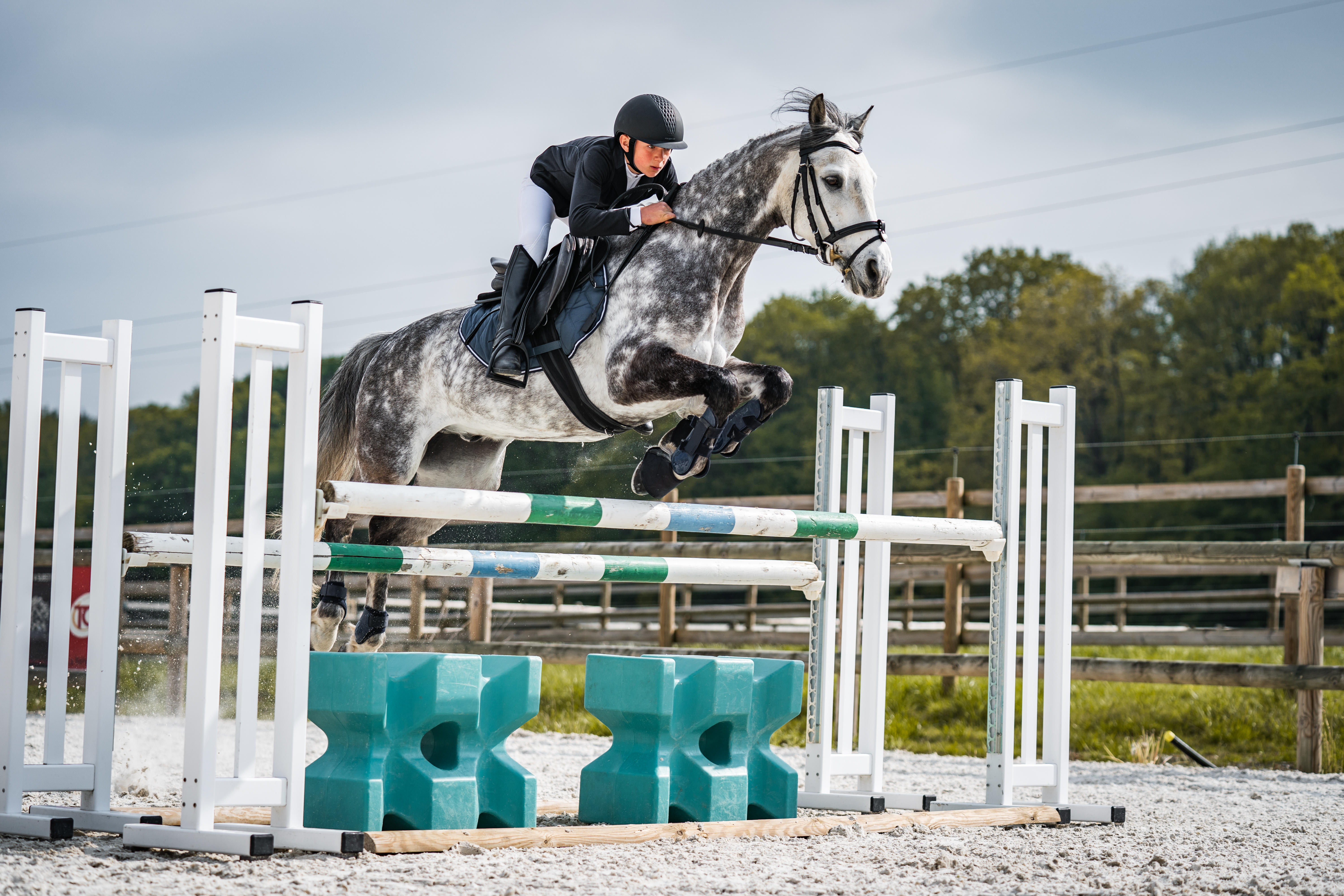 100 Compete Kids' Horseback Riding Show Jacket - Black - FOUGANZA