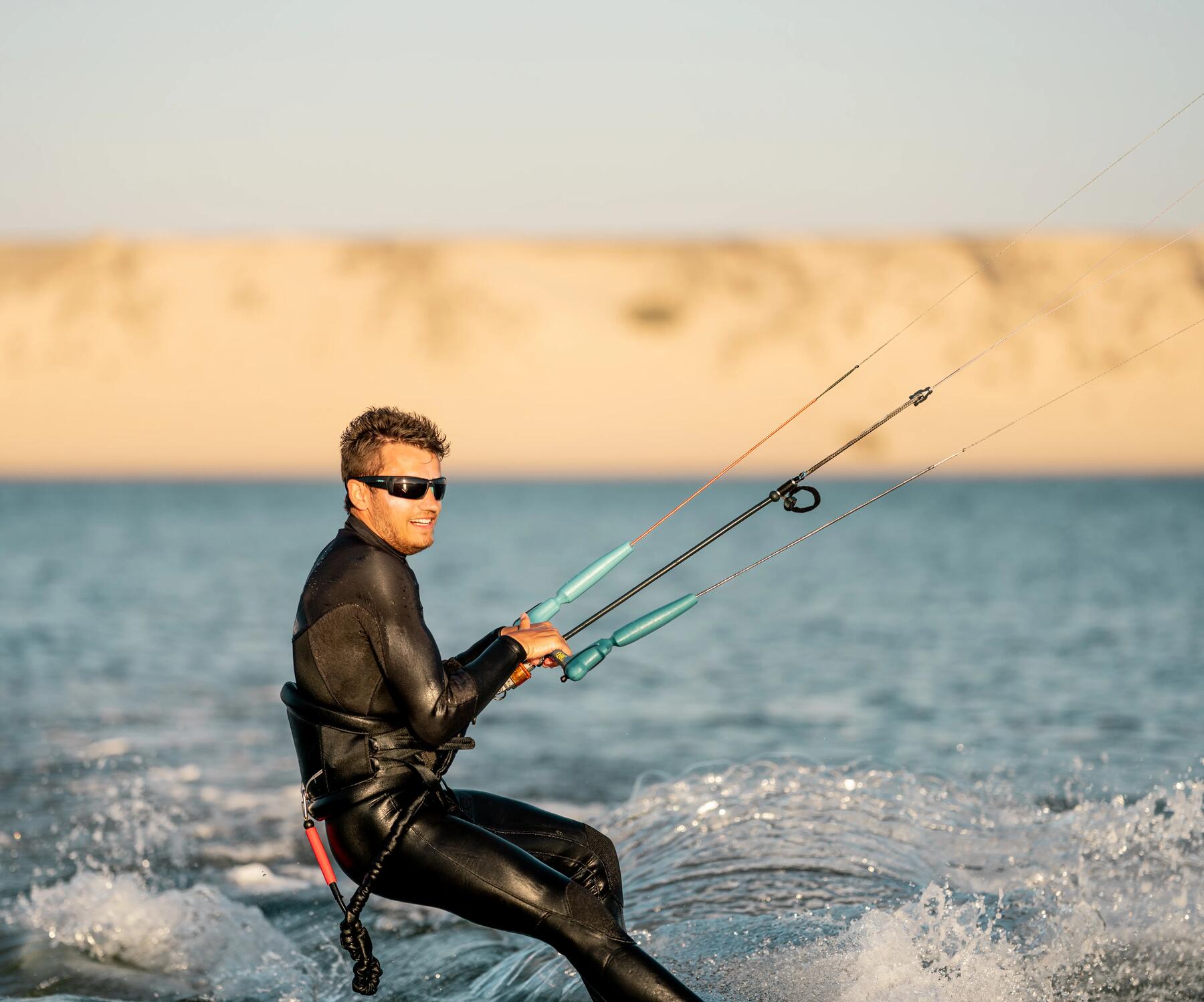 Comment choisir des lunettes sport voile et kitesurf - Decathlon