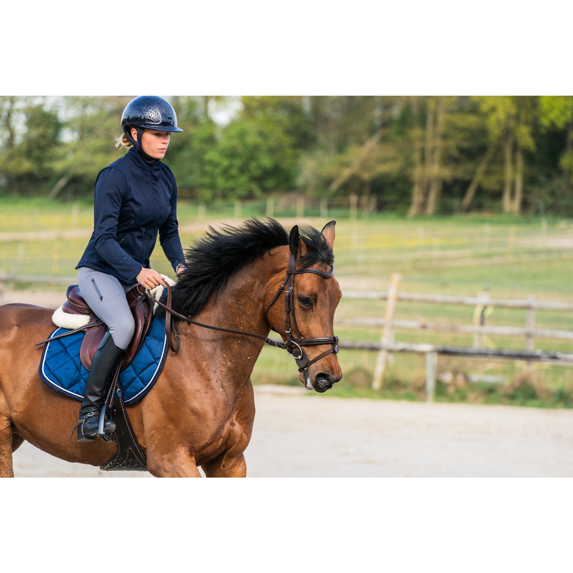 Бриджи женские с коленной леей из кожезаменителя 500 серые FOUGANZA