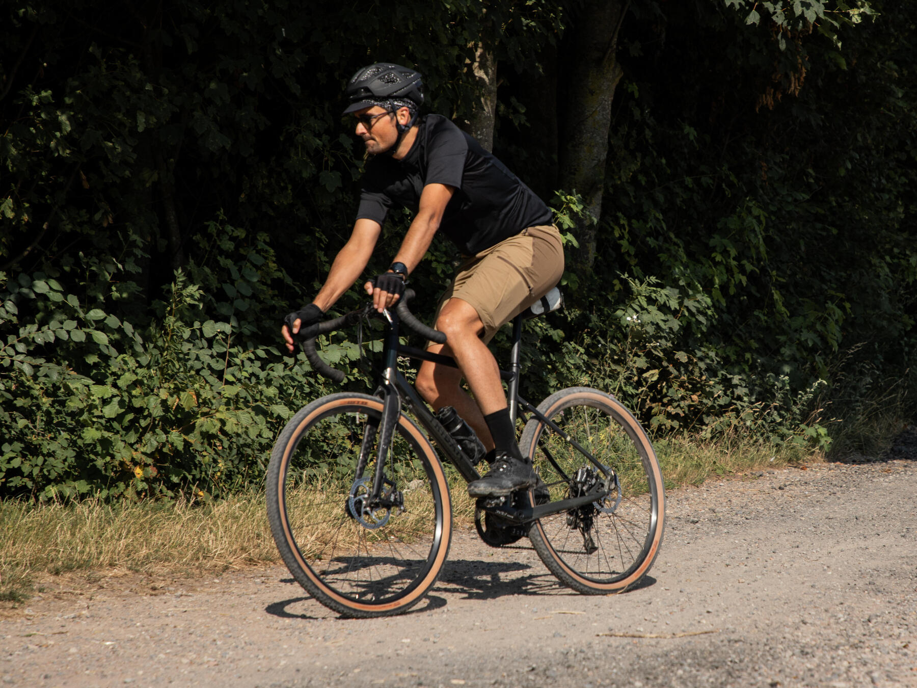 Cinq différences majeures entre un vélo Gravel et un vélo de cyclo-cross