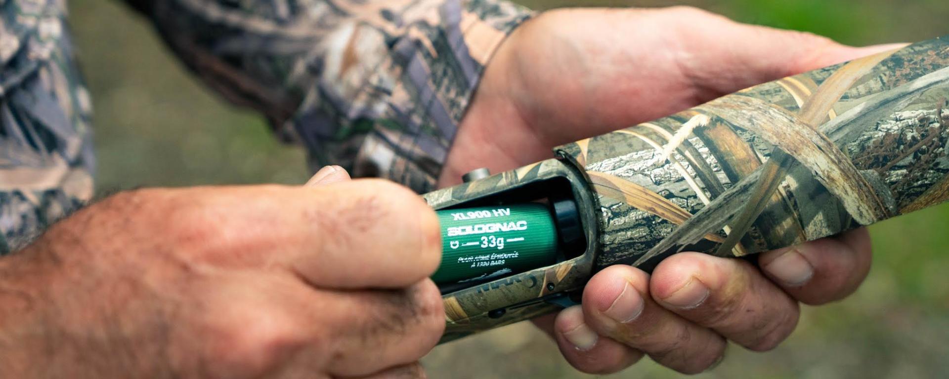 Engagement de la cartouche XL900 dans un semi-automatique pour chasse du gibier d'eau