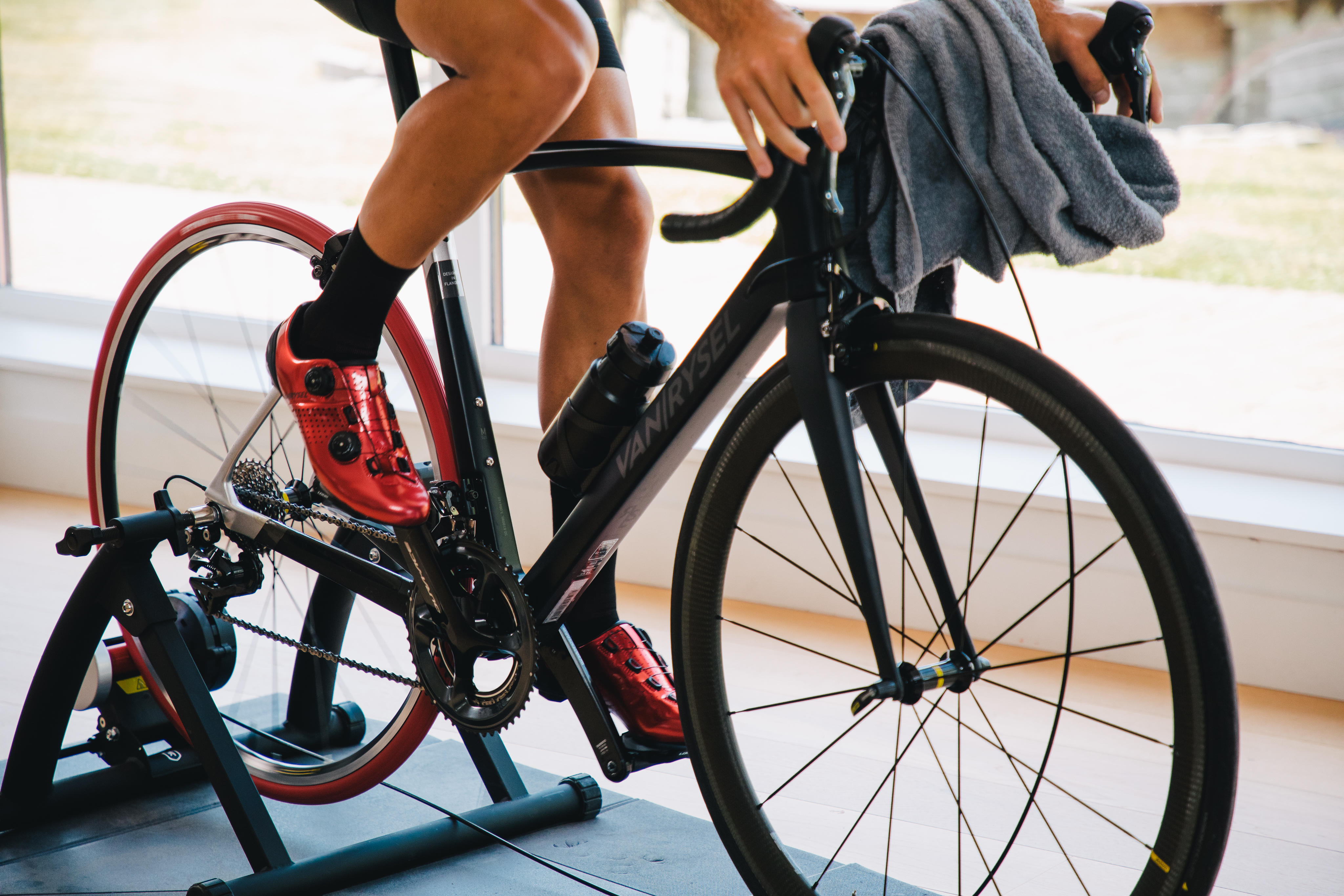 Decathlon trainer velo hotsell