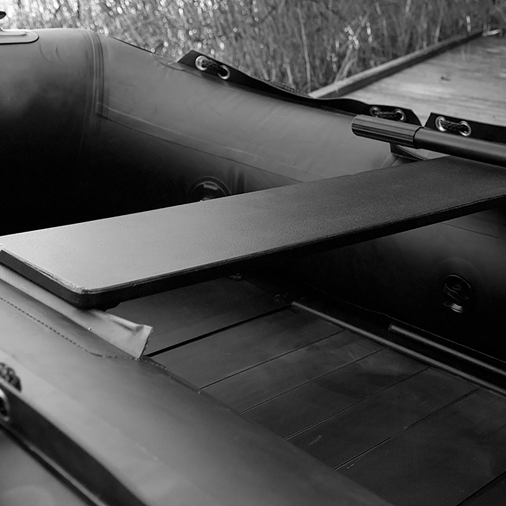 BLACK BOAT ONE 180 CARP FISHING BOAT 3/5
