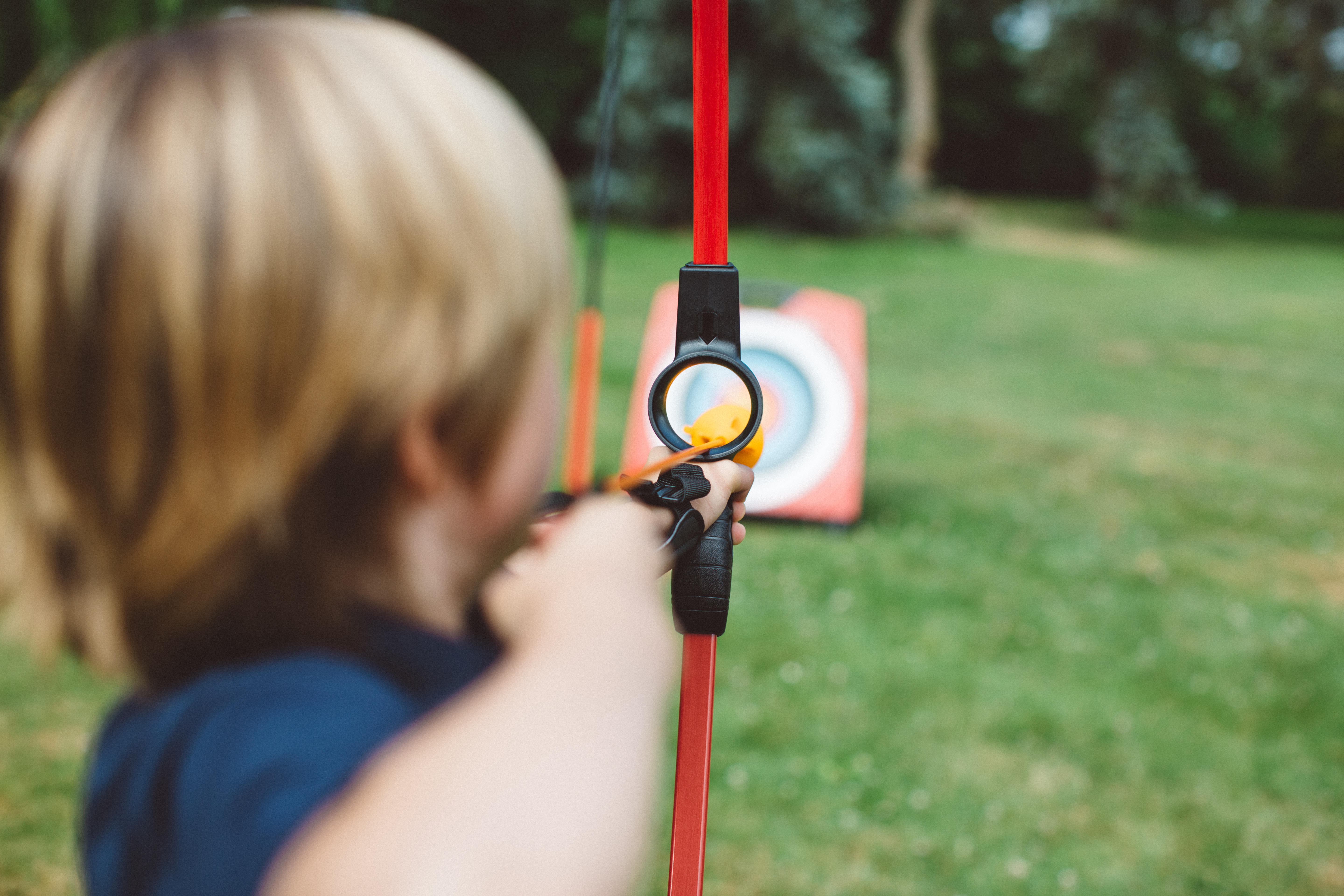 Archery Bow - Discovery 100 Black - GEOLOGIC