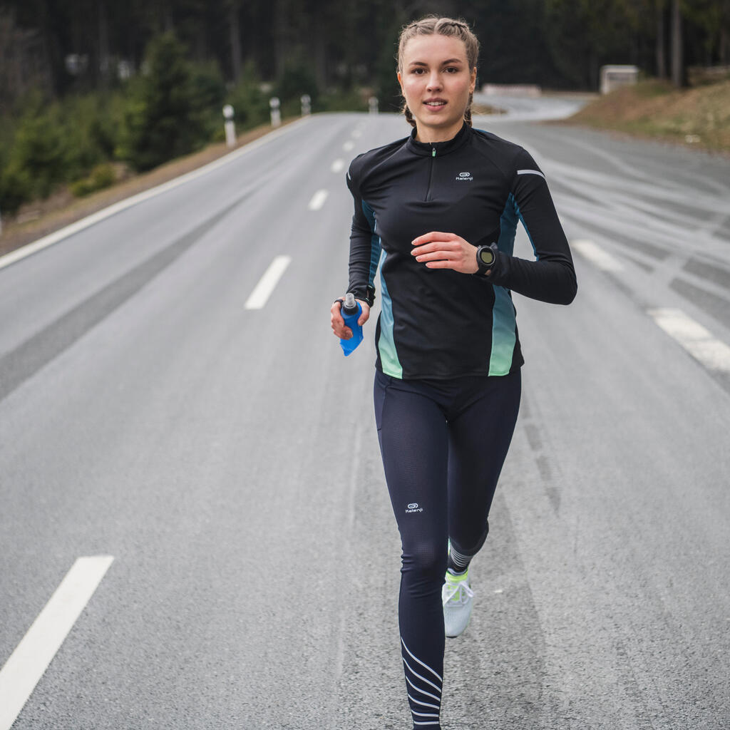 Dámske bežecké tričko Kiprun Warm Light s dlhým rukávom čierno-tyrkysové