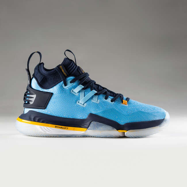 TARMAK Men's Mid-Rise Basketball Shoes Elevate 900 - Blue...