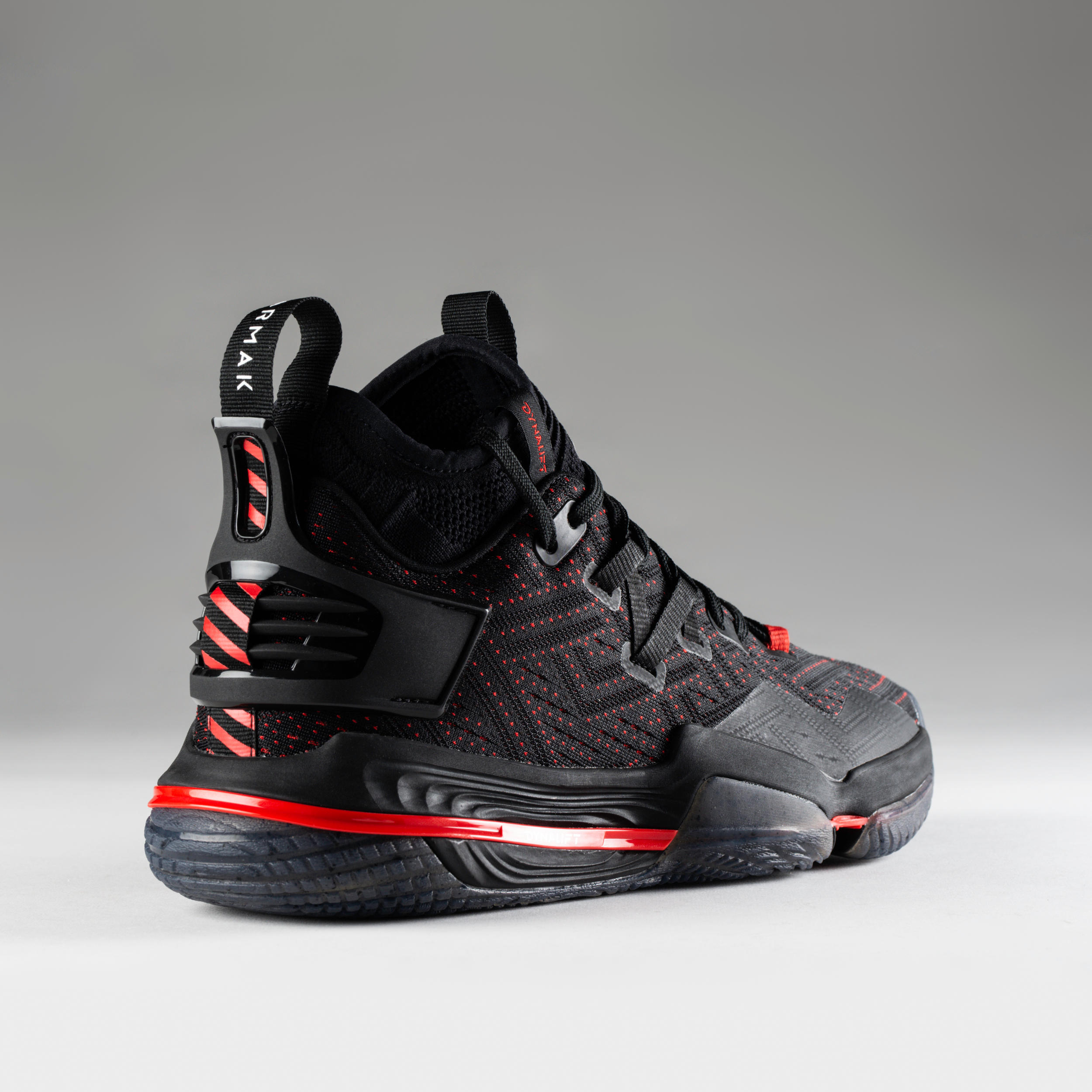 Mid-Rise Basketball Shoes SE900 - Black 5/14