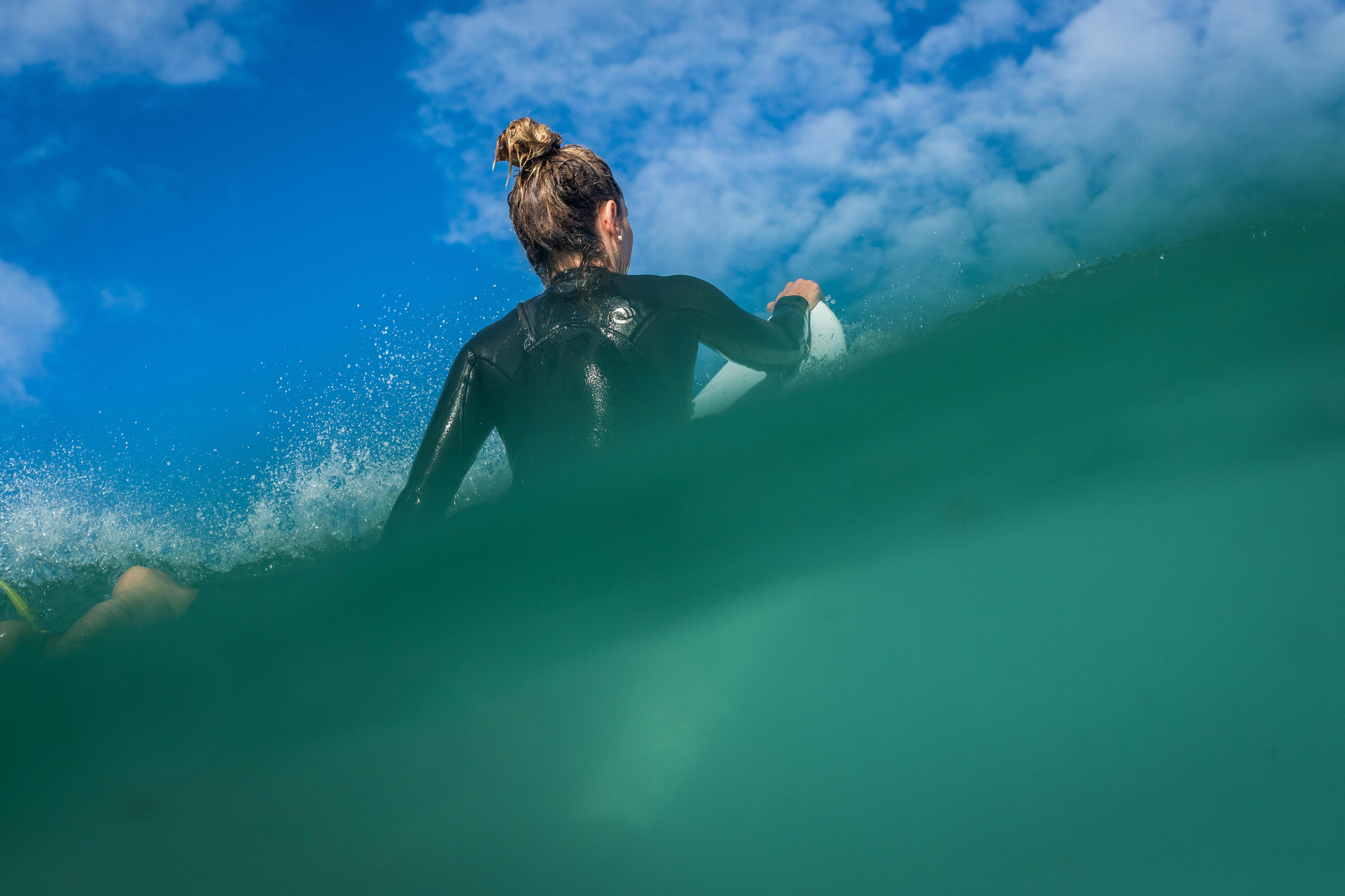COMBINAISON NEOPRENE DE SURF FEMME 4/3 MM FERMETURE ZIP POITRINE OLAIAN 10/11