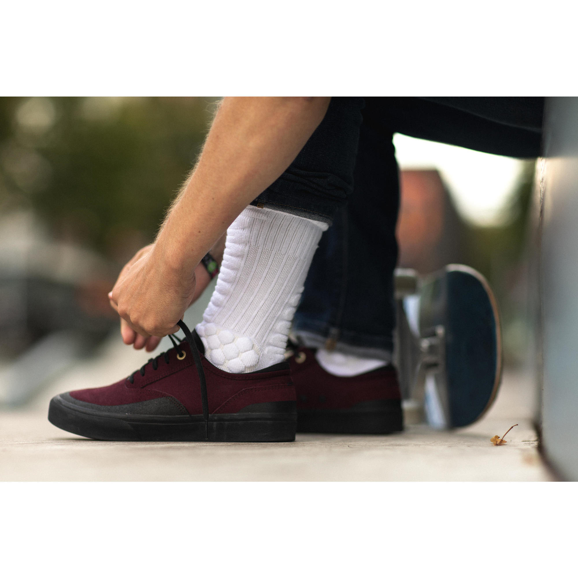 SOCKS 500 Semi-mounted skateboard socks White