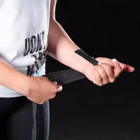 Cross Training Wrist Wraps - Black