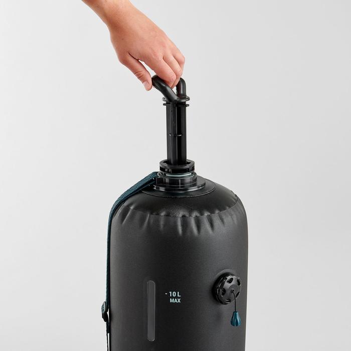 DOUCHE SOLAIRE À PRESSION POUR LE CAMPING 10 LITRES Quechua Decathlon
