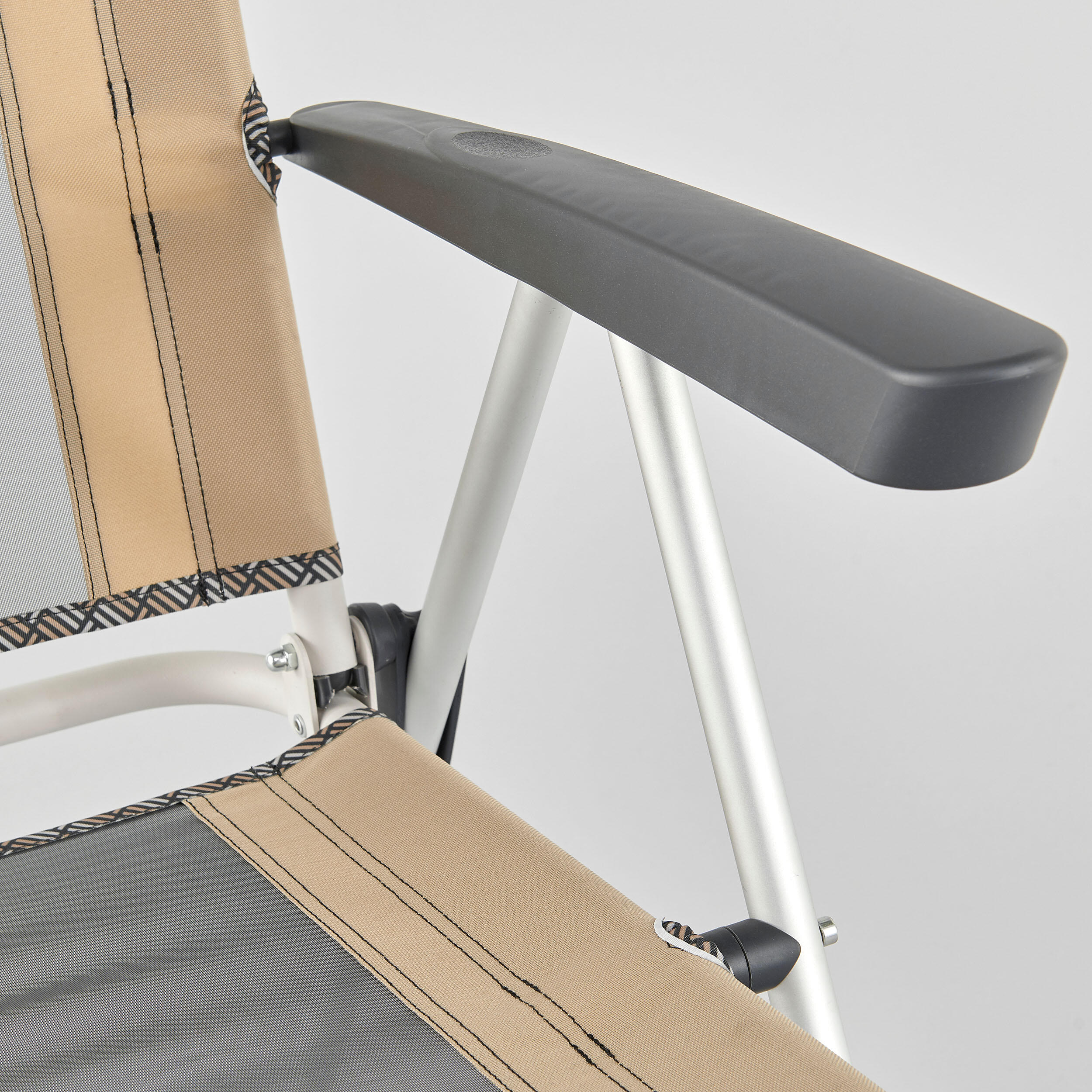 Decathlon reclining chair hot sale