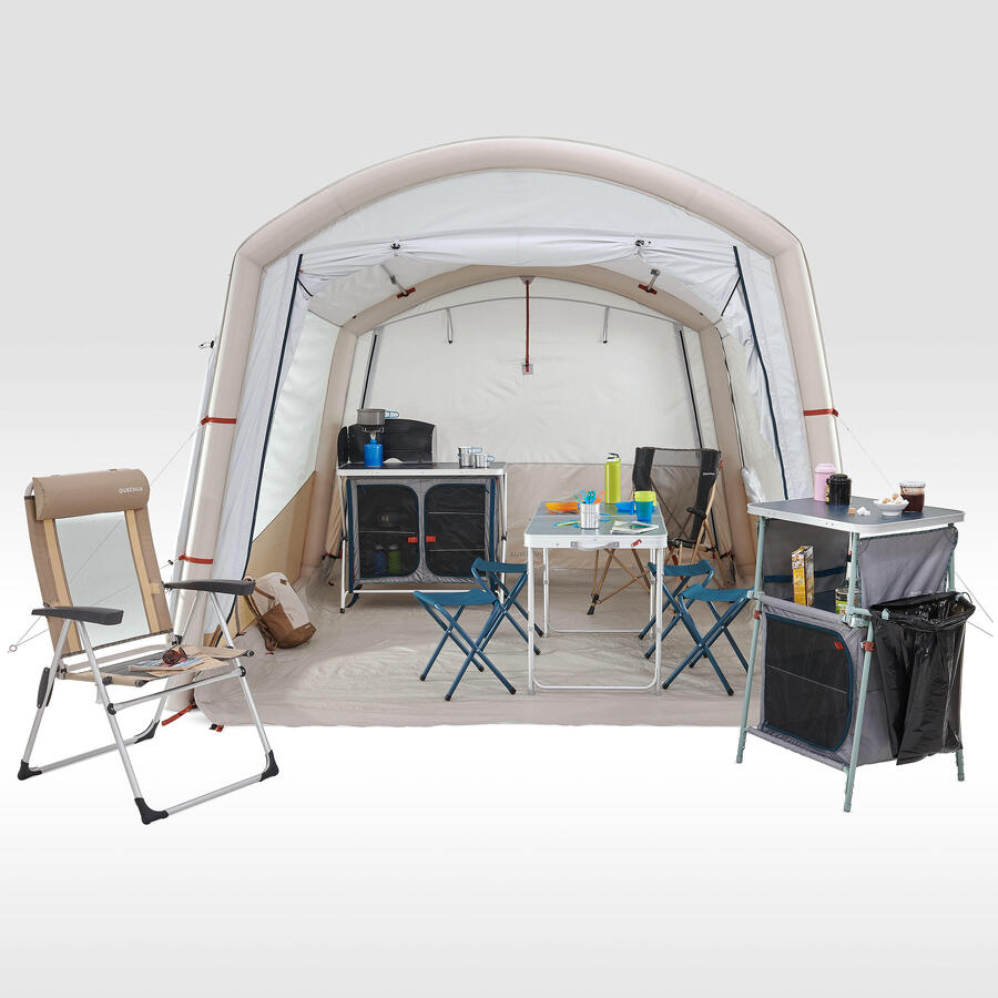 Die Pflege eines aufblasbaren Camping-Aufenthaltszeltes 