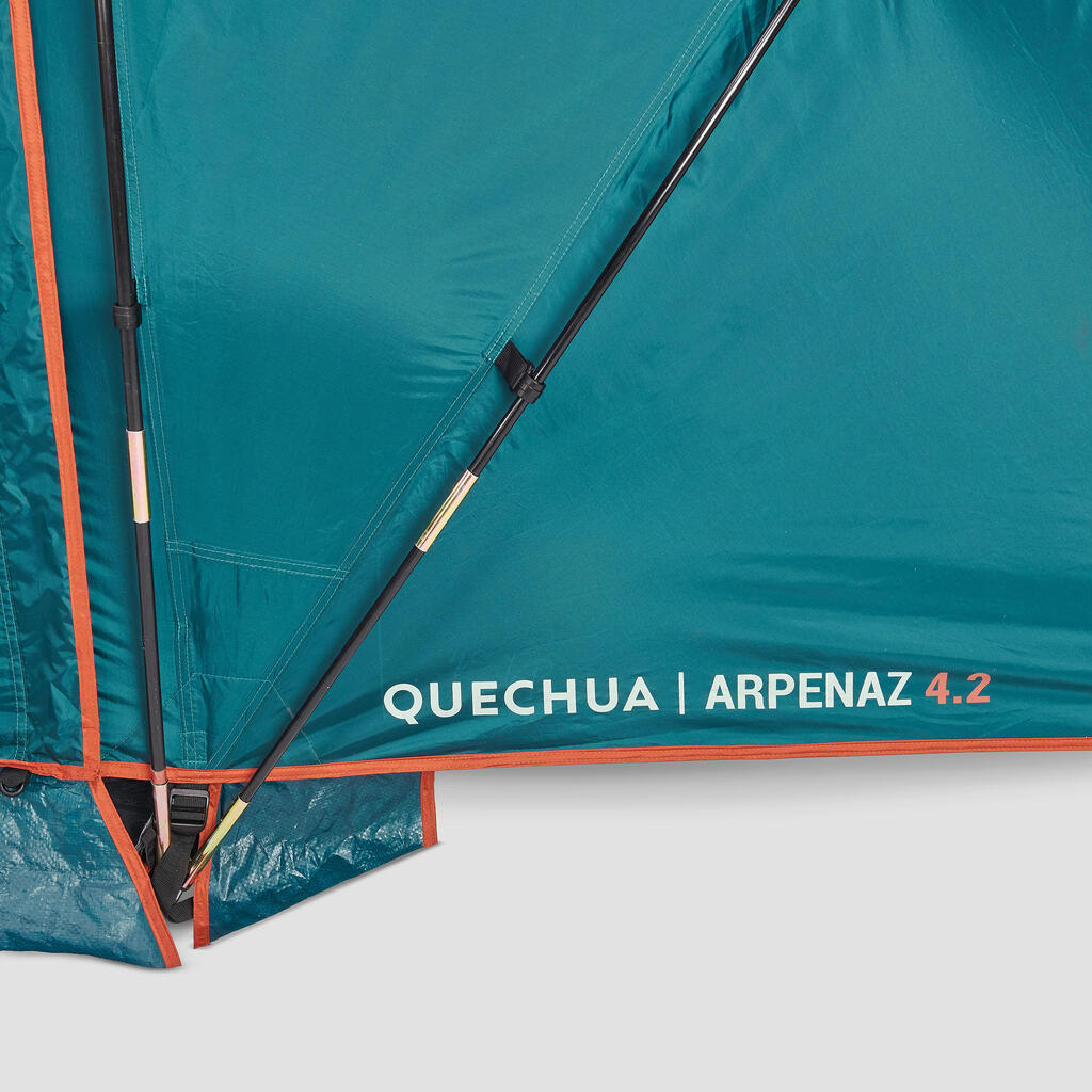 Kempinga telts ar mietiņiem “Arpenaz 4.2”, četrvietīga, 2 guļamzonas