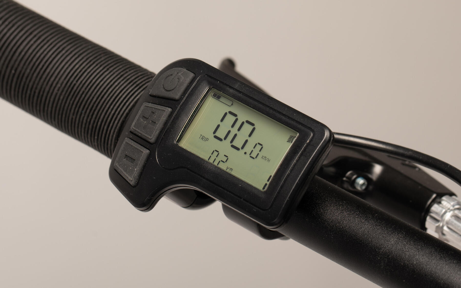 HORSKÉ ELEKTROKOLO ROCKRIDER E-ST 900 ORANŽOVÉ