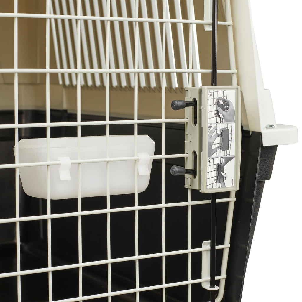 Feste Hundetransportbox für einen Hund Größe L 81 × 55,5 × 58 cm – IATA-Norm