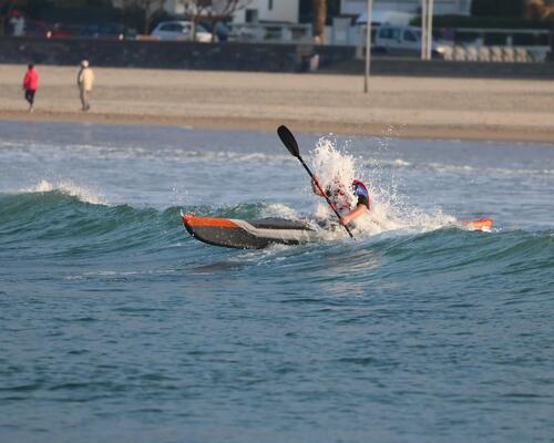 Comment surfer avec un kayak ?