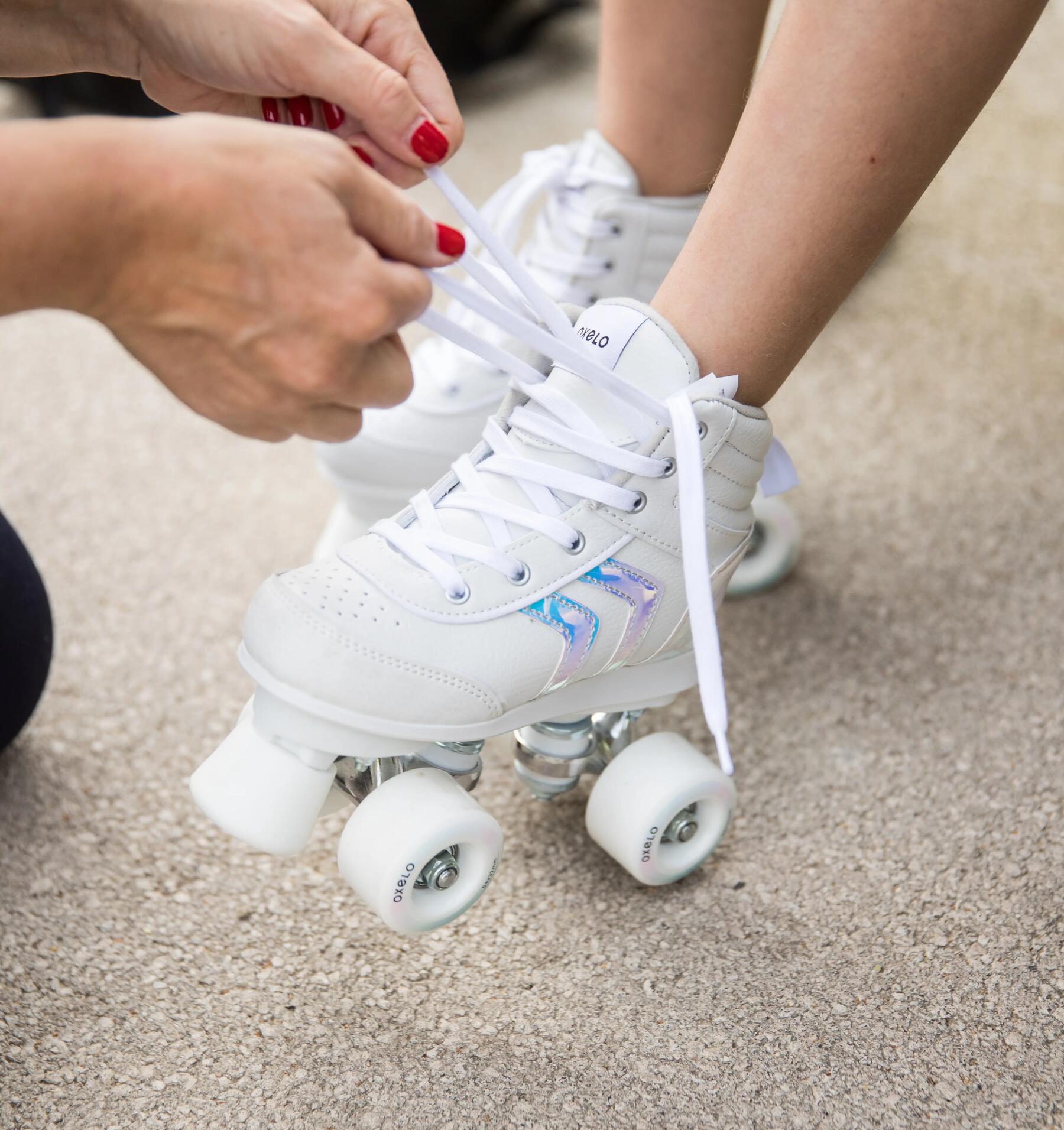 4 idées de cadeaux de Noël pour un p’tit patineur en herbe !