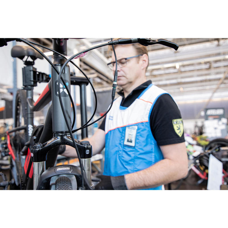 Wymiana wiązki przewodów w rowerze Elops / Tilt