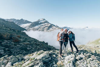 With family, friends or as a couple: to each their own hike!