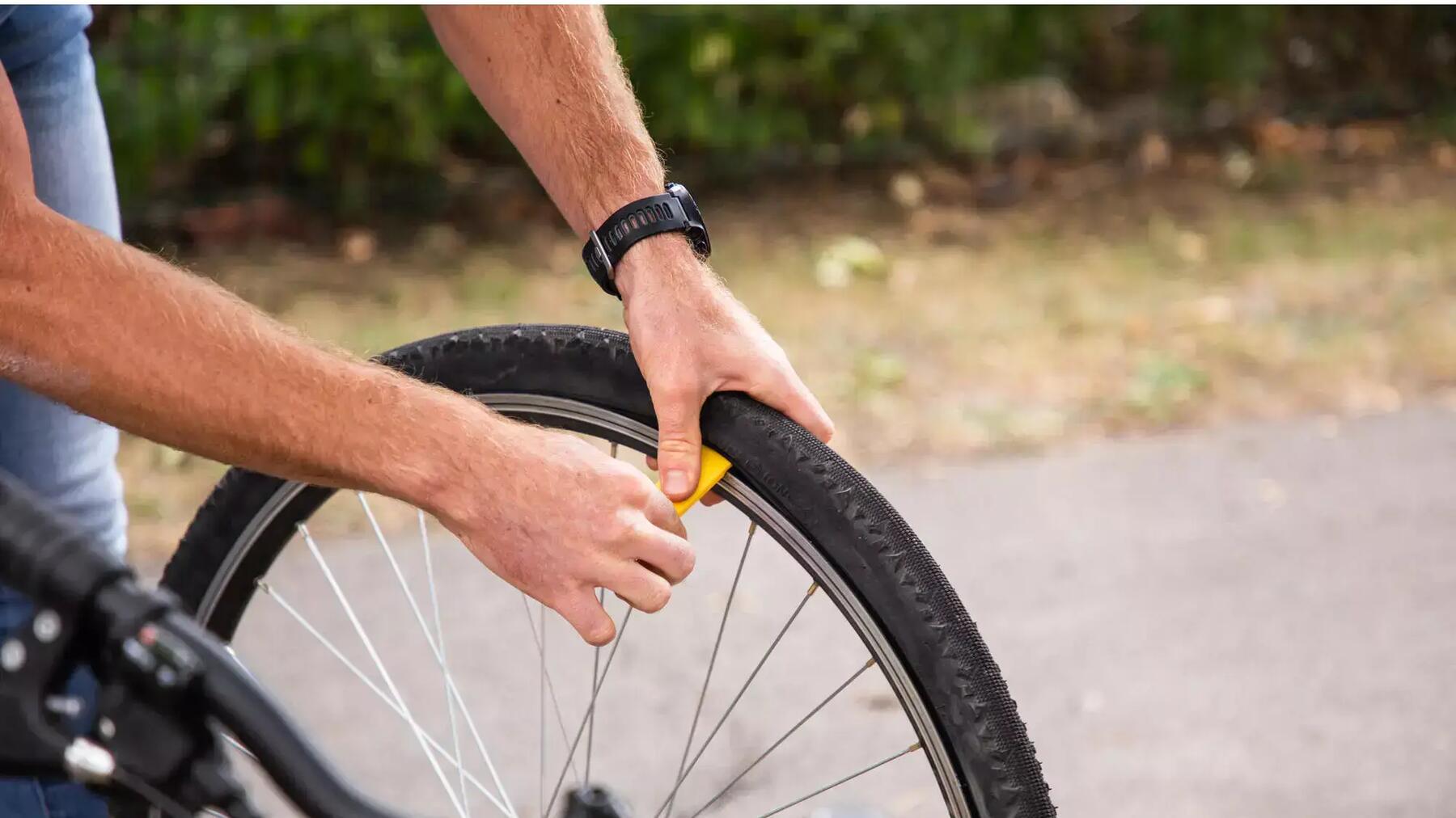 velo_pneu_creve_outil_btwin