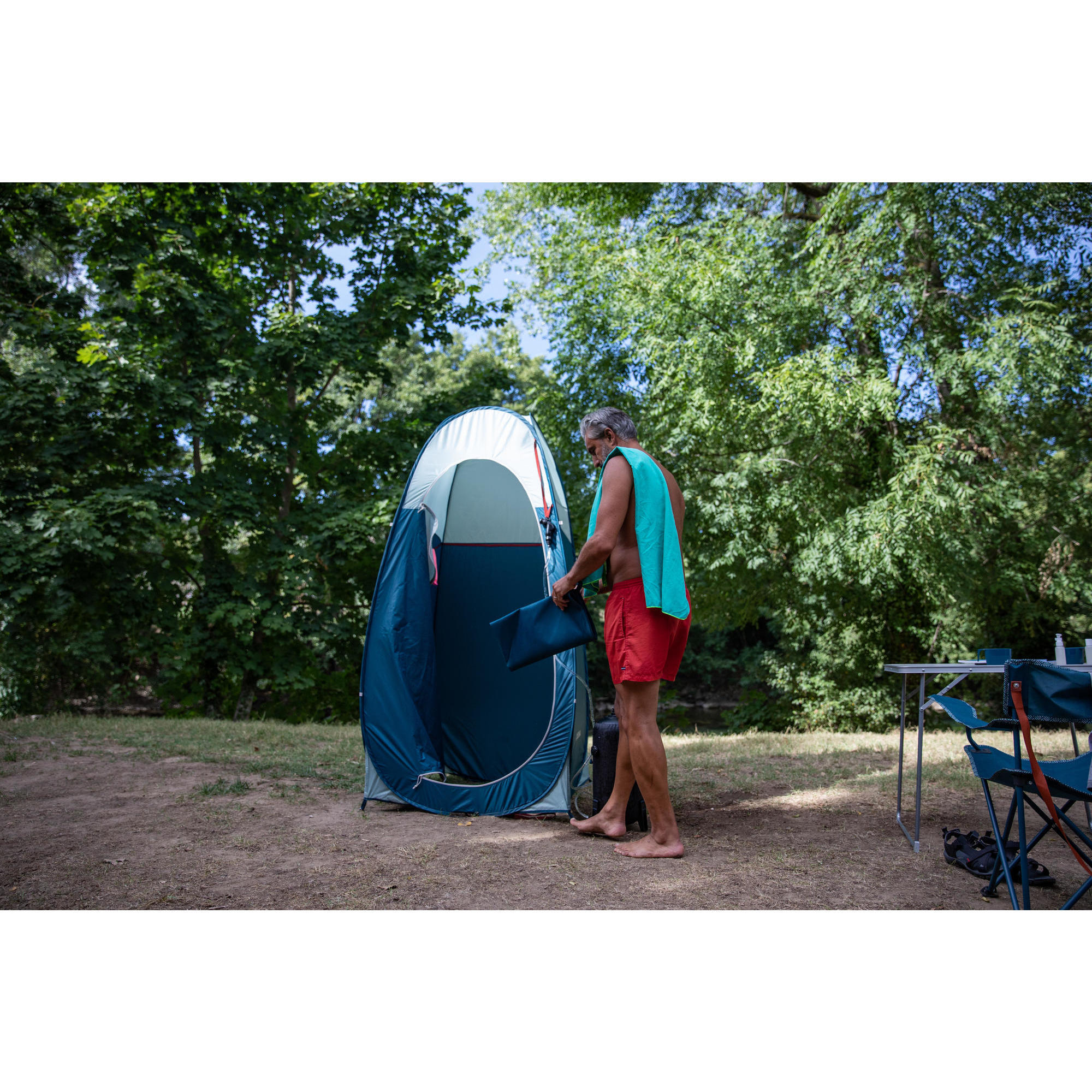 Camping Showers and Toilet Tents 