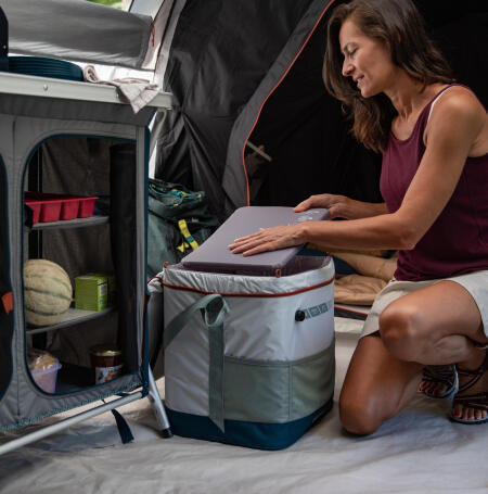 4 PERSON TENT