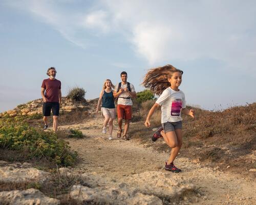 With family, friends or as a couple: hiking is for everyone!