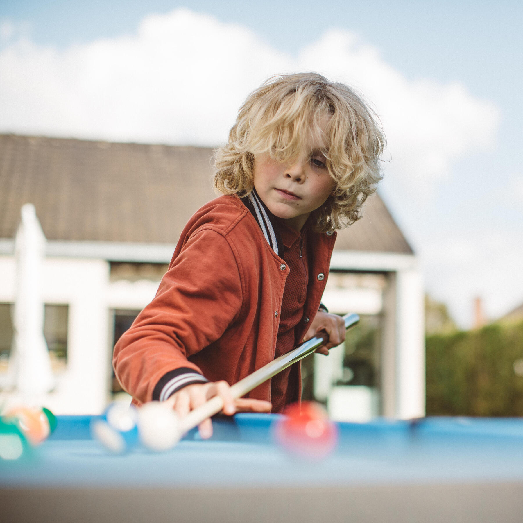 Est-il possible de jouer au billard dehors ?