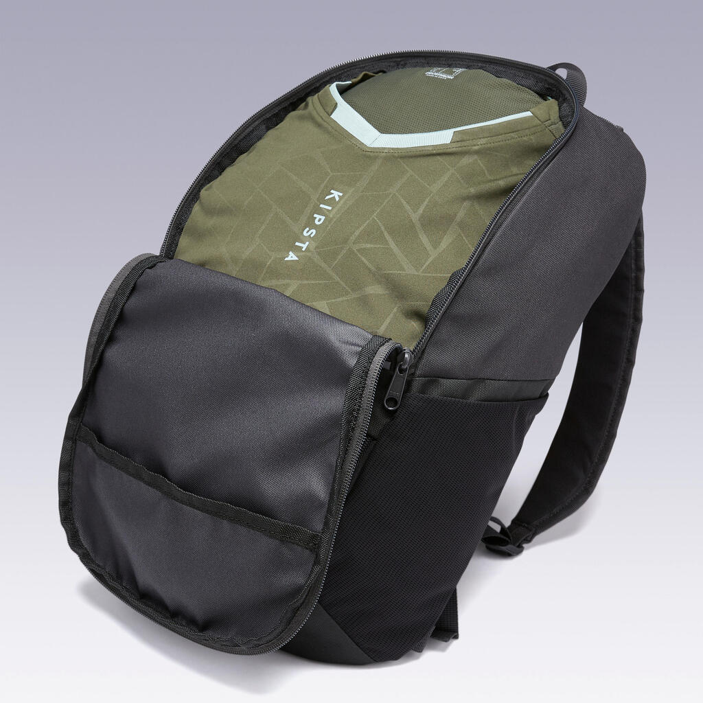 17L Essential Backpack - Black