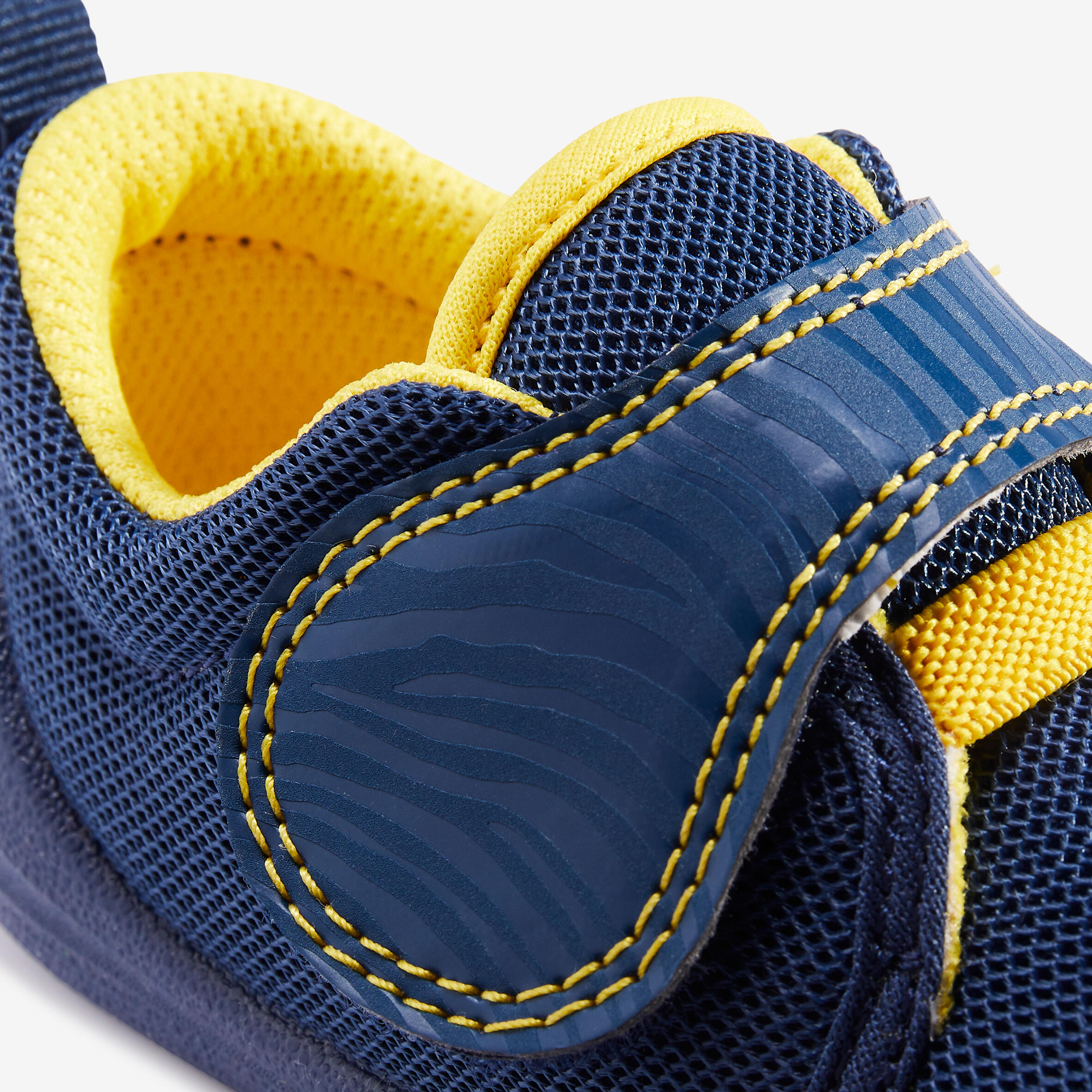 Baby Shoes I Learn First Sizes 4 to 7 - Blue 7/8