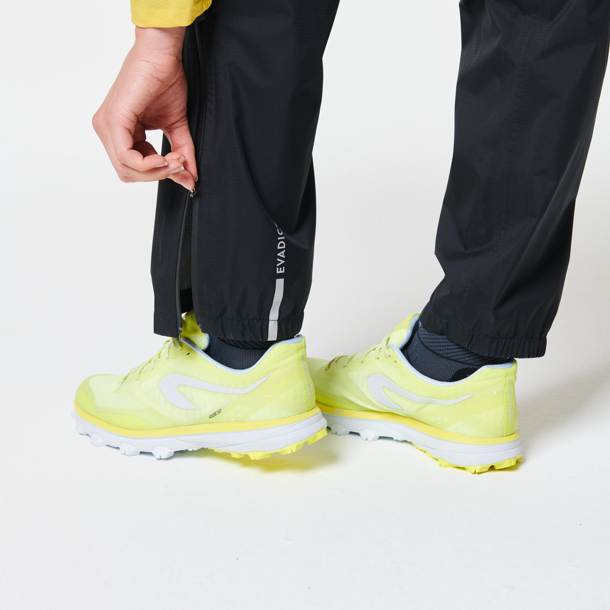 Pantalon impermeable de running trail running Femme KIPRUN Run 900 Rain Noir KIPRUN Decathlon
