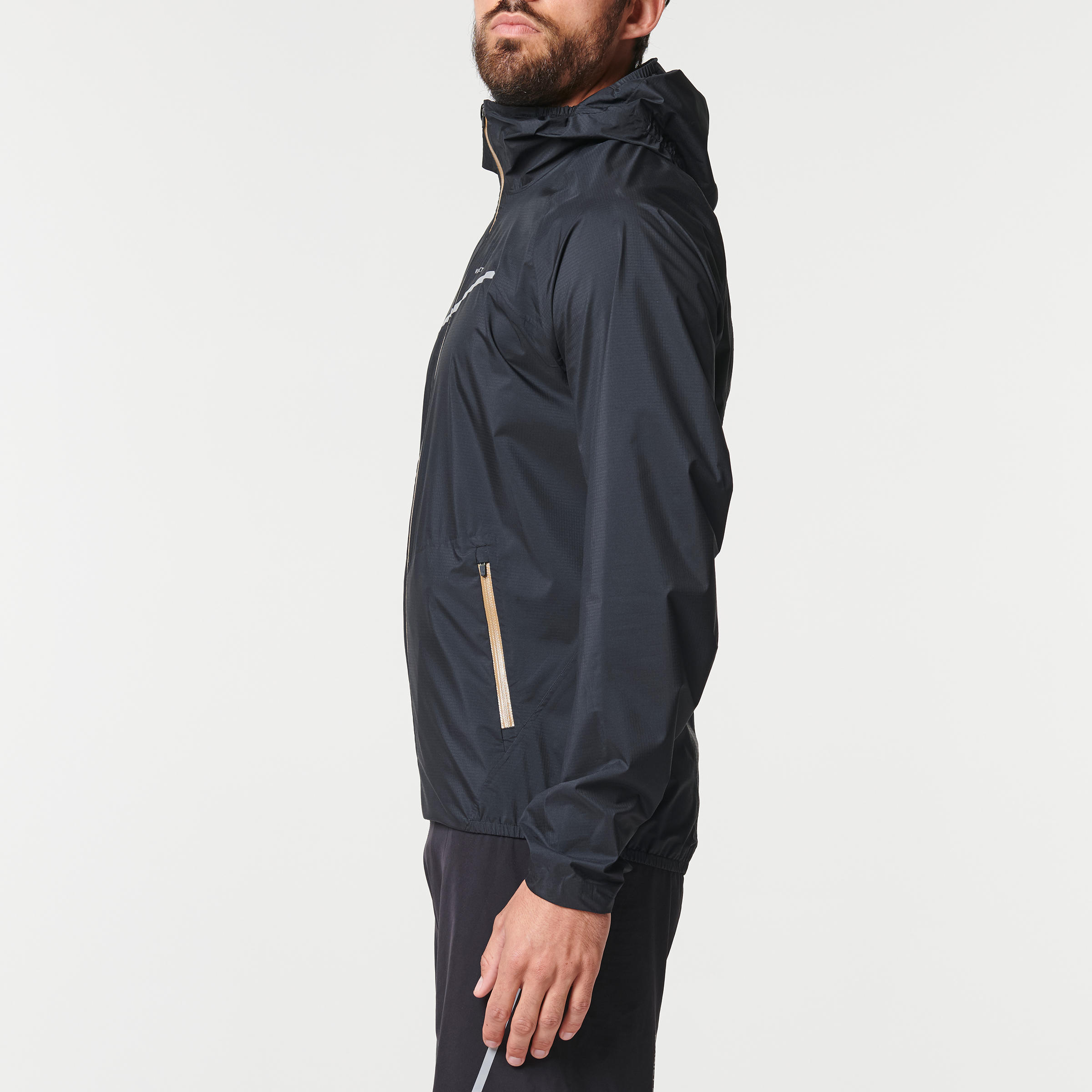 MEN S TRAIL RUNNING WATERPROOF RAIN LONG SLEEVED JACKET BLACK BRONZE Decathlon