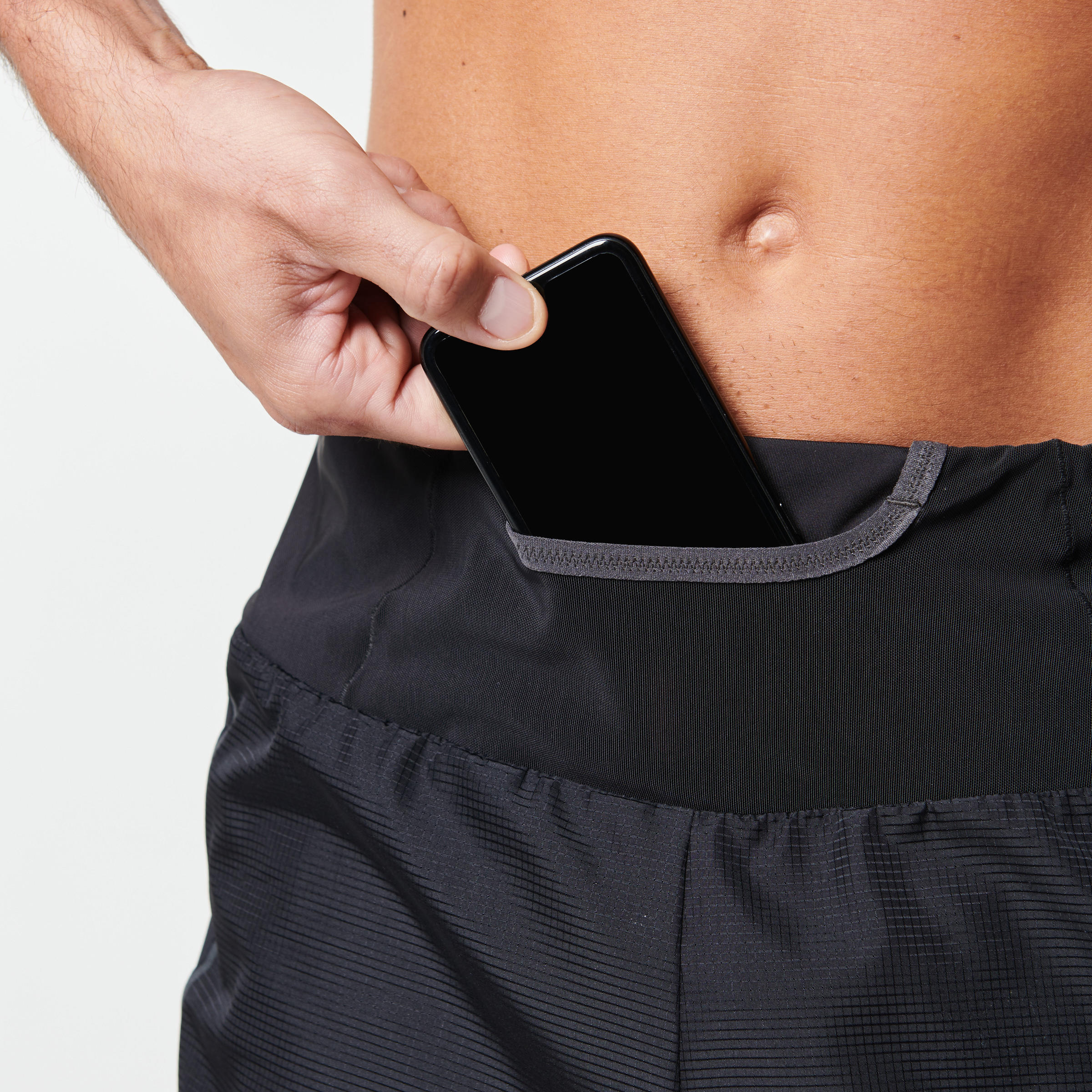 Running shorts with iphone pocket cheap