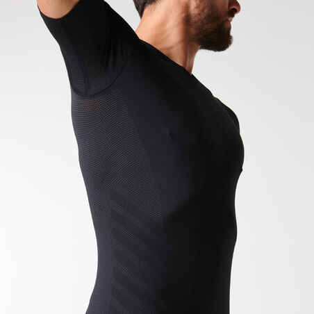 Camiseta running transpirable Hombre Kiprun Skincare negra