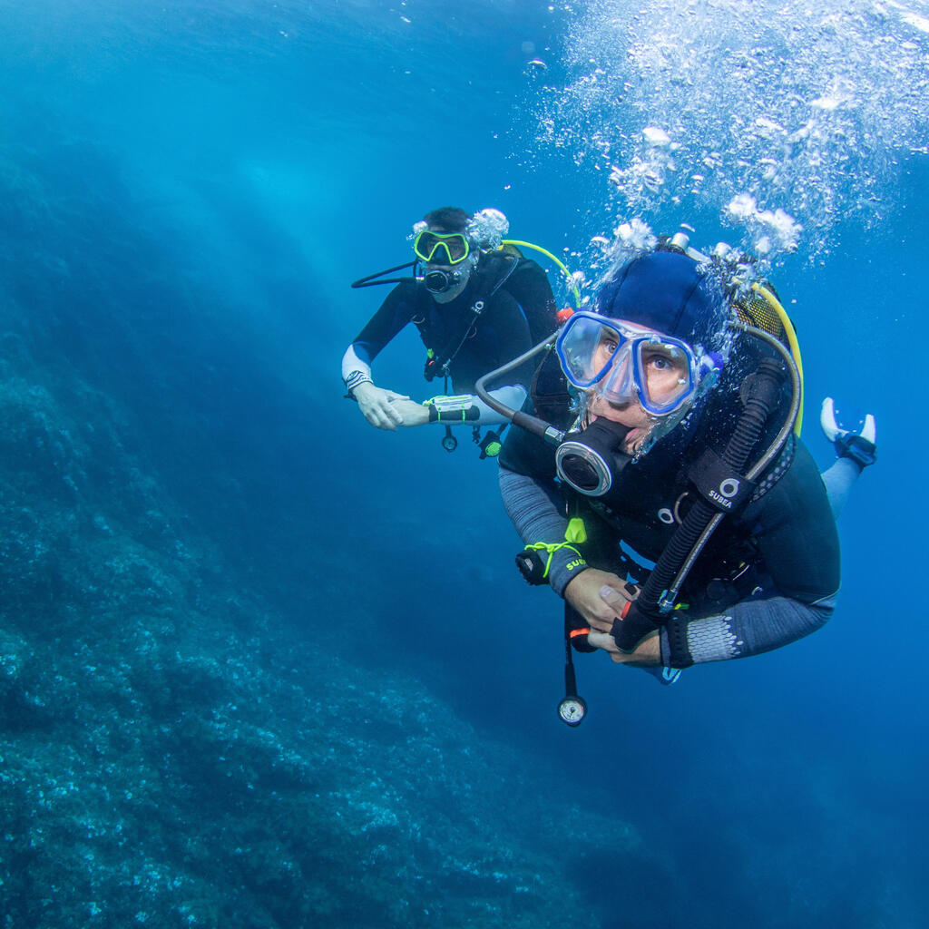 SCD 500 Scuba Diving Buoyancy Compensator