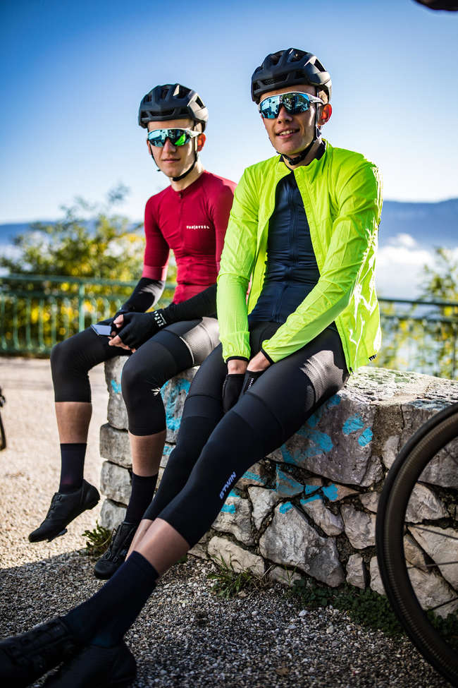 Download VAN RYSEL Cold Weather Knee Warmers | Decathlon