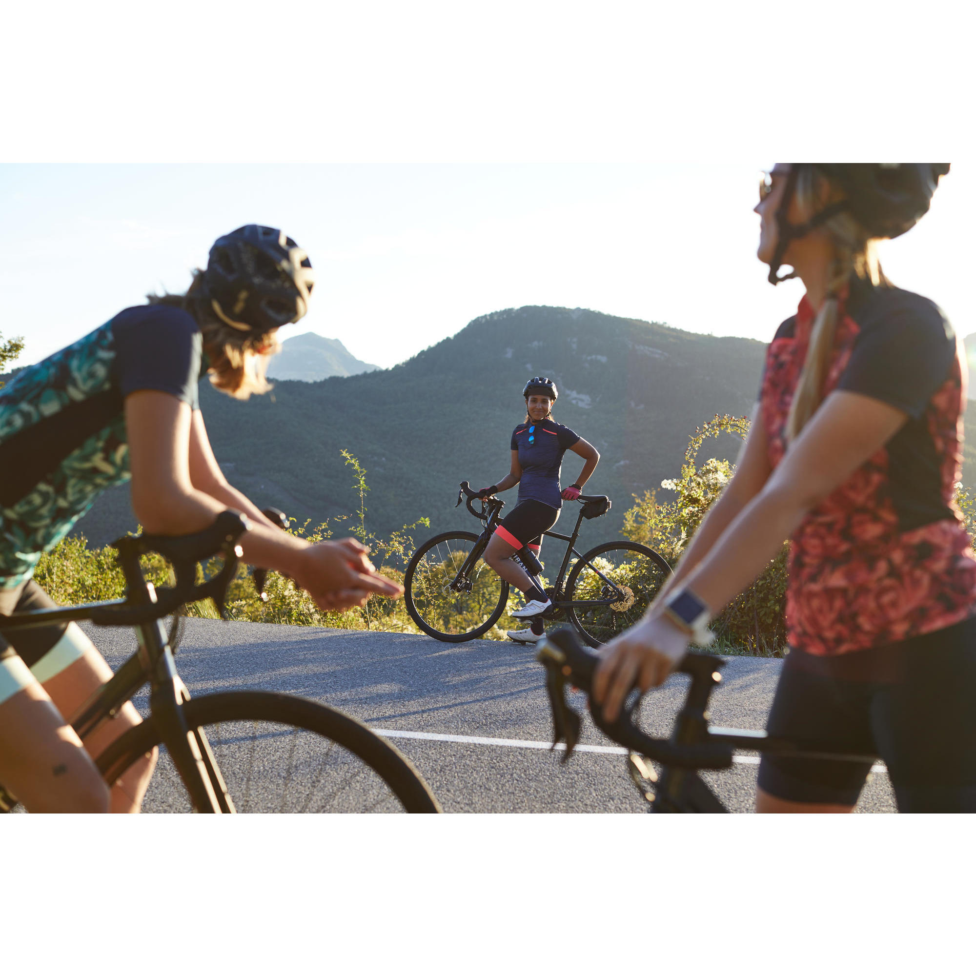 MAILLOT MANCHES COURTES VELO ROUTE FEMME TRIBAN 500 MARINE TRIBAN Decathlon