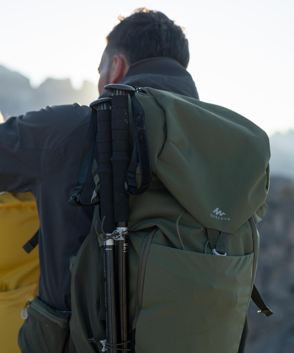  How to adjust your hiking backpack 