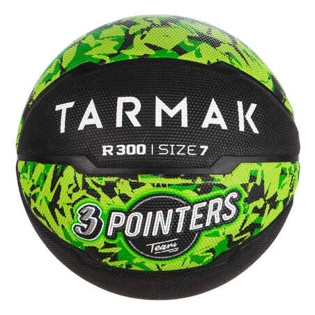 Basketboll för nybörjare R300 stl. 7 Herr från 13 år grön svart.