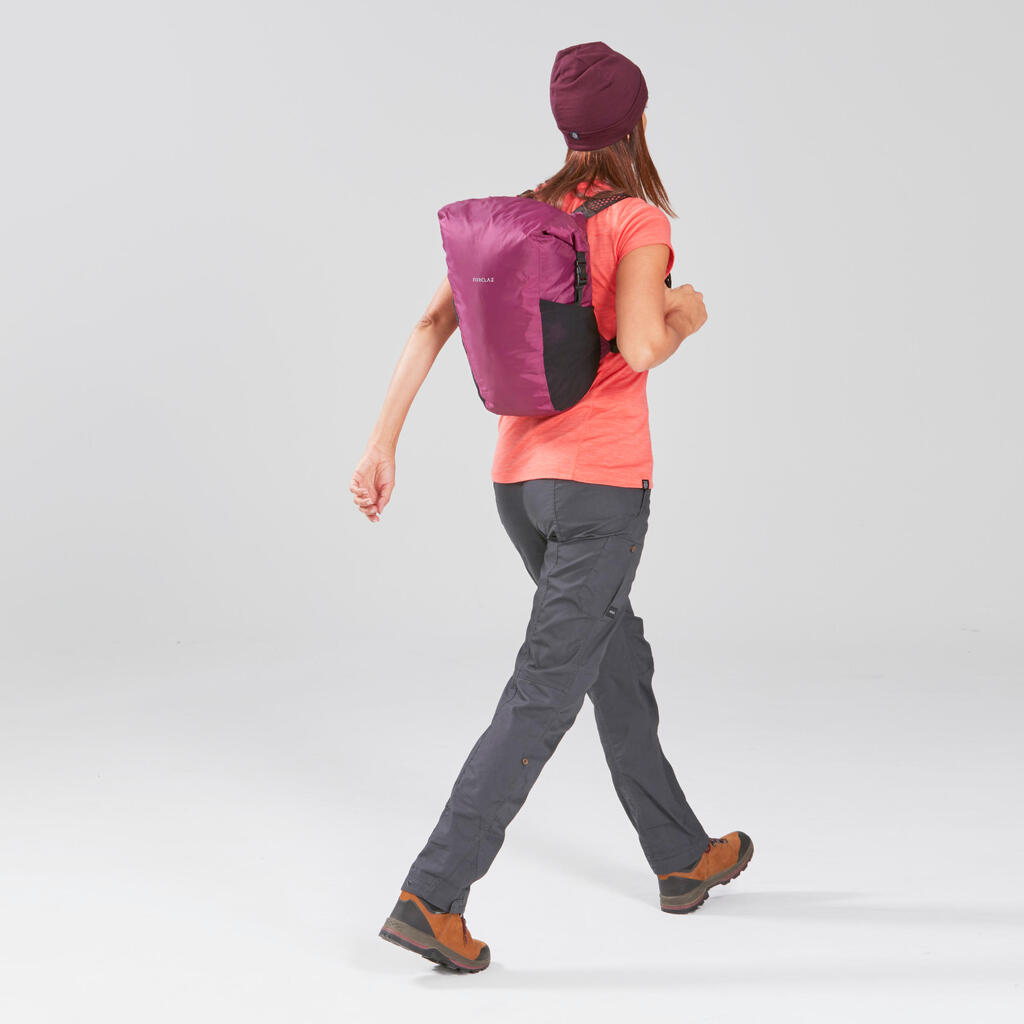 Skladný a nepremokavý cestovný batoh Travel 20 litrov fialový