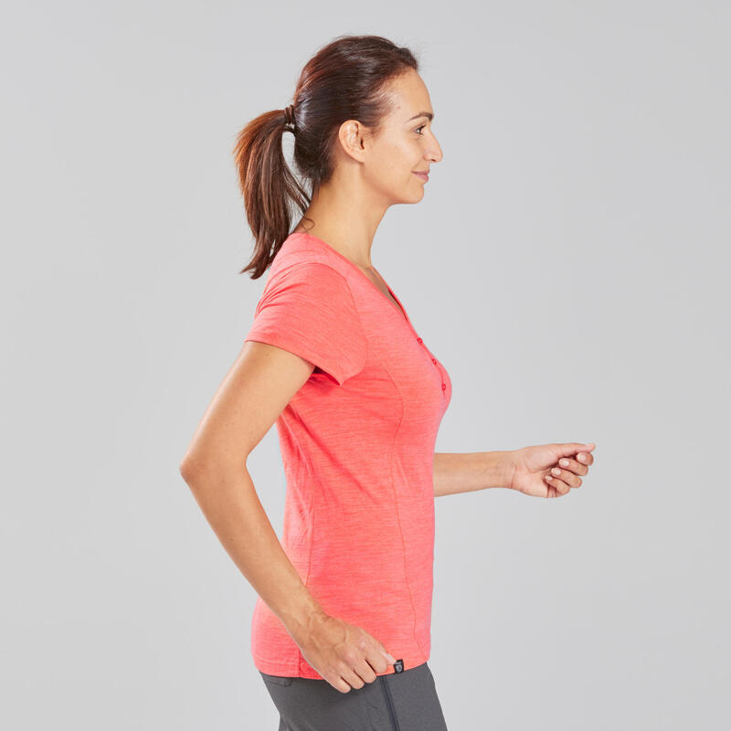 T-shirt de trek voyage - manches courtes - laine mérinos TRAVEL 500 corail Femme