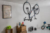 Kuka za bicikl za na zid ili plafon